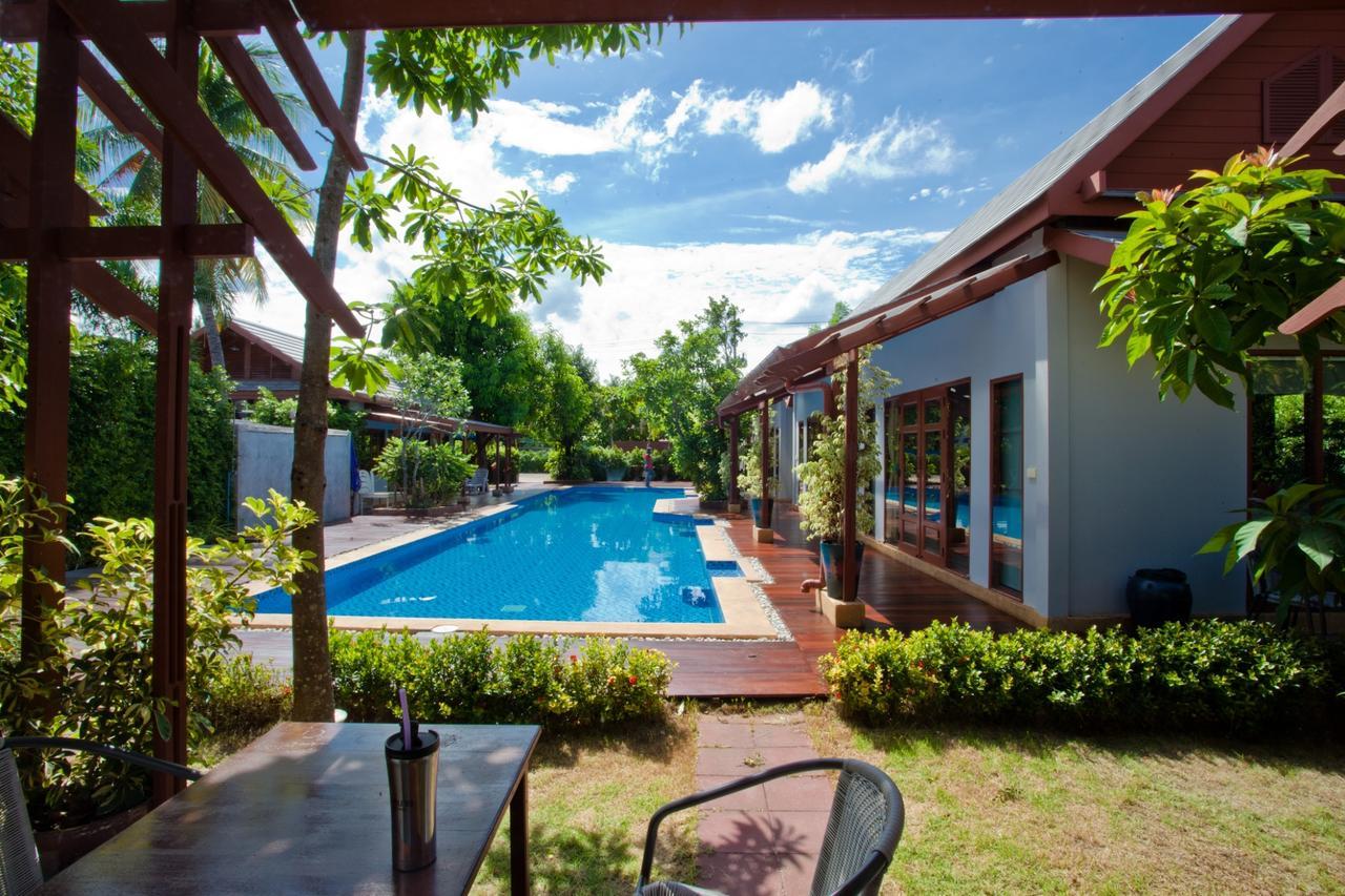 Ardea Resort Pool Villa Amphawa Exteriör bild