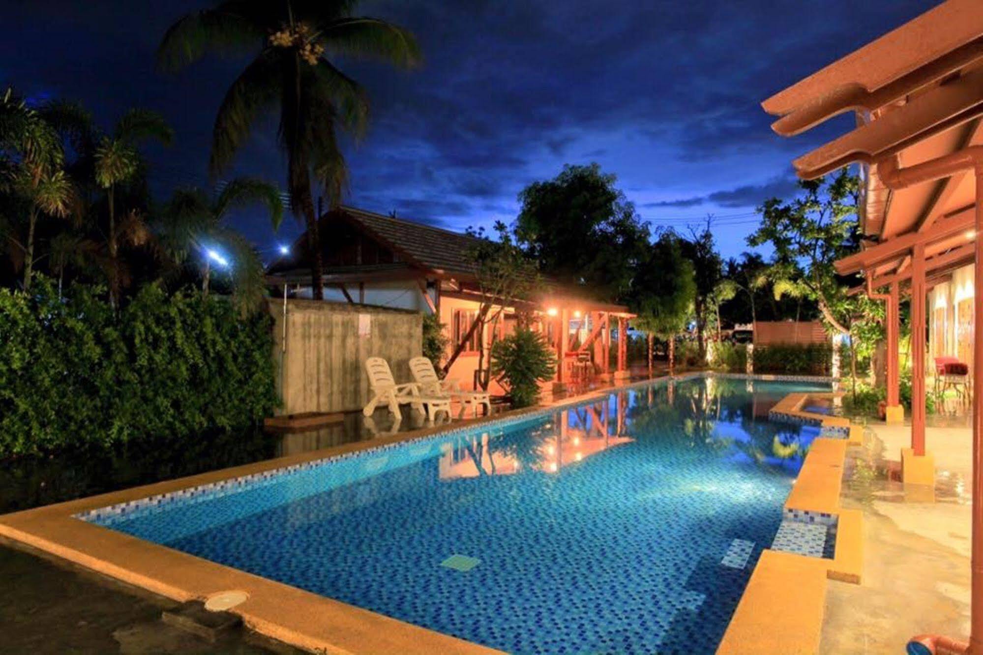 Ardea Resort Pool Villa Amphawa Exteriör bild
